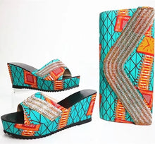 Load image into Gallery viewer, Best Selling African Shoe and Bag Set .