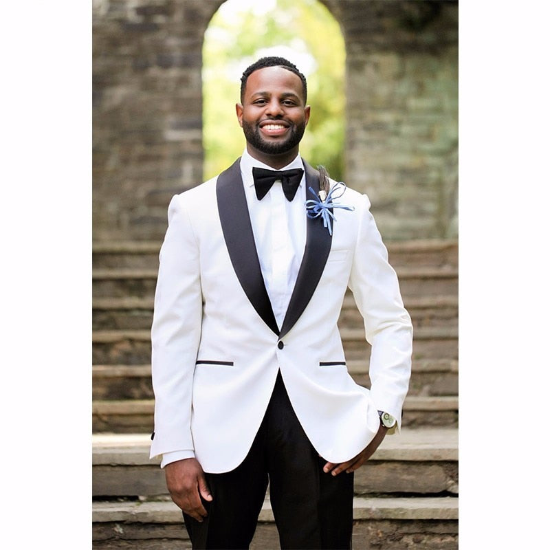 Fashion tuxedo jacket men suit 2019 One Button White Groom Tuxedos Groomsmen Men's Wedding Prom Suits (Jacket+Pants+Bow Tie)