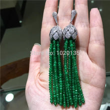 Load image into Gallery viewer, one pair green stone roundel faceted hook earrings