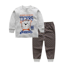 Load image into Gallery viewer, Spring baby  clothes sets outfits cotton animal sports suit