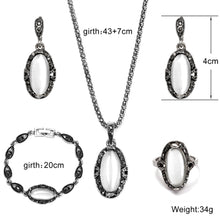 Load image into Gallery viewer, Elegant Vintage Jewelry Set