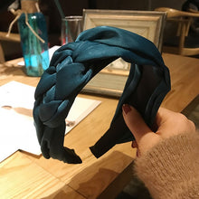 Load image into Gallery viewer, Fabric Knotted headband