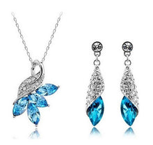 Load image into Gallery viewer, Cubic Zirconia Exquisite Women Pendant Necklace Earring Jewelry Set