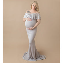 Load image into Gallery viewer, Shoulderless Maternity Photography Props Pregnancy Dress.