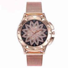 Load image into Gallery viewer, Flower Rhinestone Wristwatch