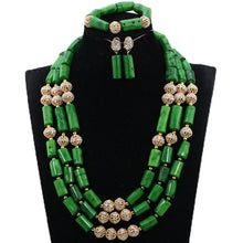 Load image into Gallery viewer, Traditional Coral Beads Jewelry Set