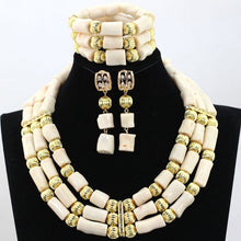 Load image into Gallery viewer, Traditional Coral Beads Jewelry Set