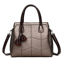 Load image into Gallery viewer, Leather Luxury Handbags for Women Designer.