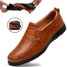 Load image into Gallery viewer, Men Genuine leather Comfortable Shoes