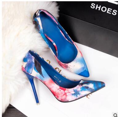 Colorful Ladies Floral Printing Shallow Slip On Pointed Toe