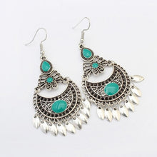 Load image into Gallery viewer, Poem snow Metal crescent fringed Earrings