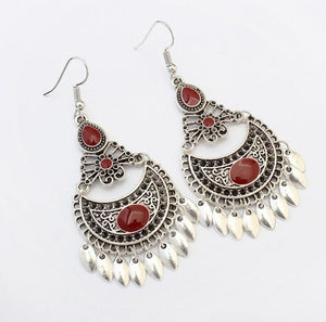 Poem snow Metal crescent fringed Earrings