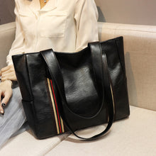 Load image into Gallery viewer, 2019 Brand Designer Luxury Fashion Women Shoulder Bags.