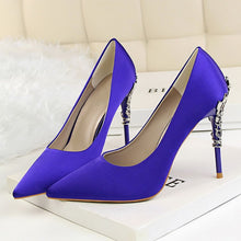 Load image into Gallery viewer, bridal shoes gold high heels pointed toe pumps