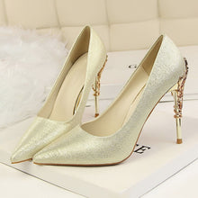 Load image into Gallery viewer, bridal shoes gold high heels pointed toe pumps
