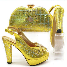 Load image into Gallery viewer, Capputine New Design Italian Gold Color Shoes With Matching Bag