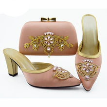 Load image into Gallery viewer, 2019 New Gold Crytal Pointed Toe Slipper And Bag Set.